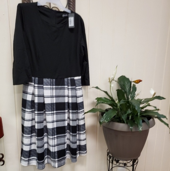 Swing dress with pockets - Picture 2 of 2